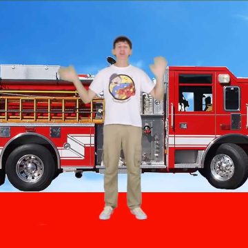 کلیپ آموزش زبان کودکان با مت Colors Action Song With Matt Learn 7 Colors